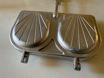 Cast Aluminum Double Waffle Iron Mold