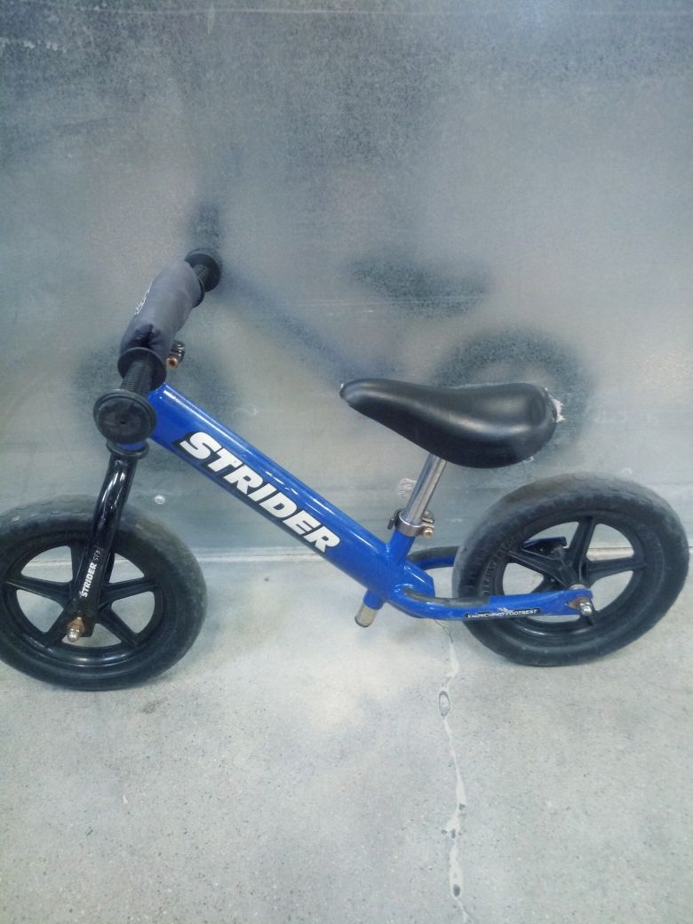 Strider Youth Kids Push Bike Blue