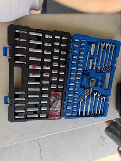 Kobalt 138 -Piece Metric and standard (SAE) Mechanics Tool Set with Hard Case
