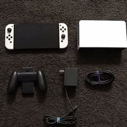 Nintendo Switch OLED complete 