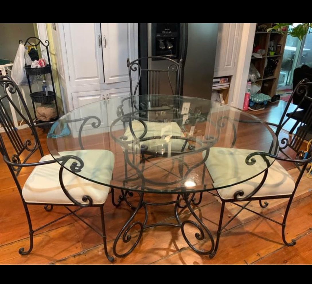 Glass Table W/4chairs