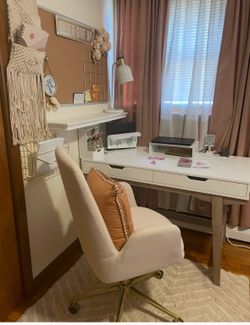 Desk and bookshelf