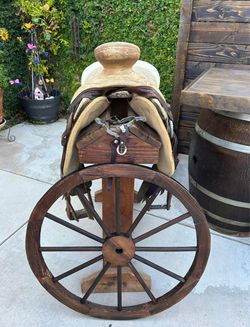 Western Leather Horse Saddle