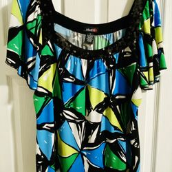 Women’s Studio G Short Sleeve Medium Top