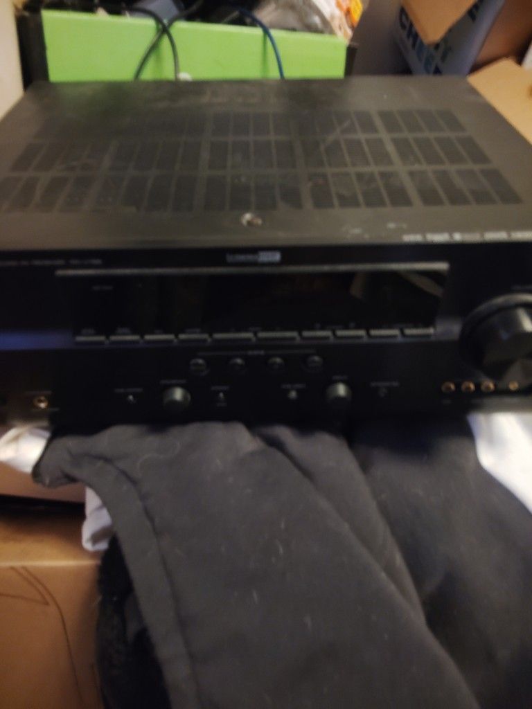 Yamaha V765