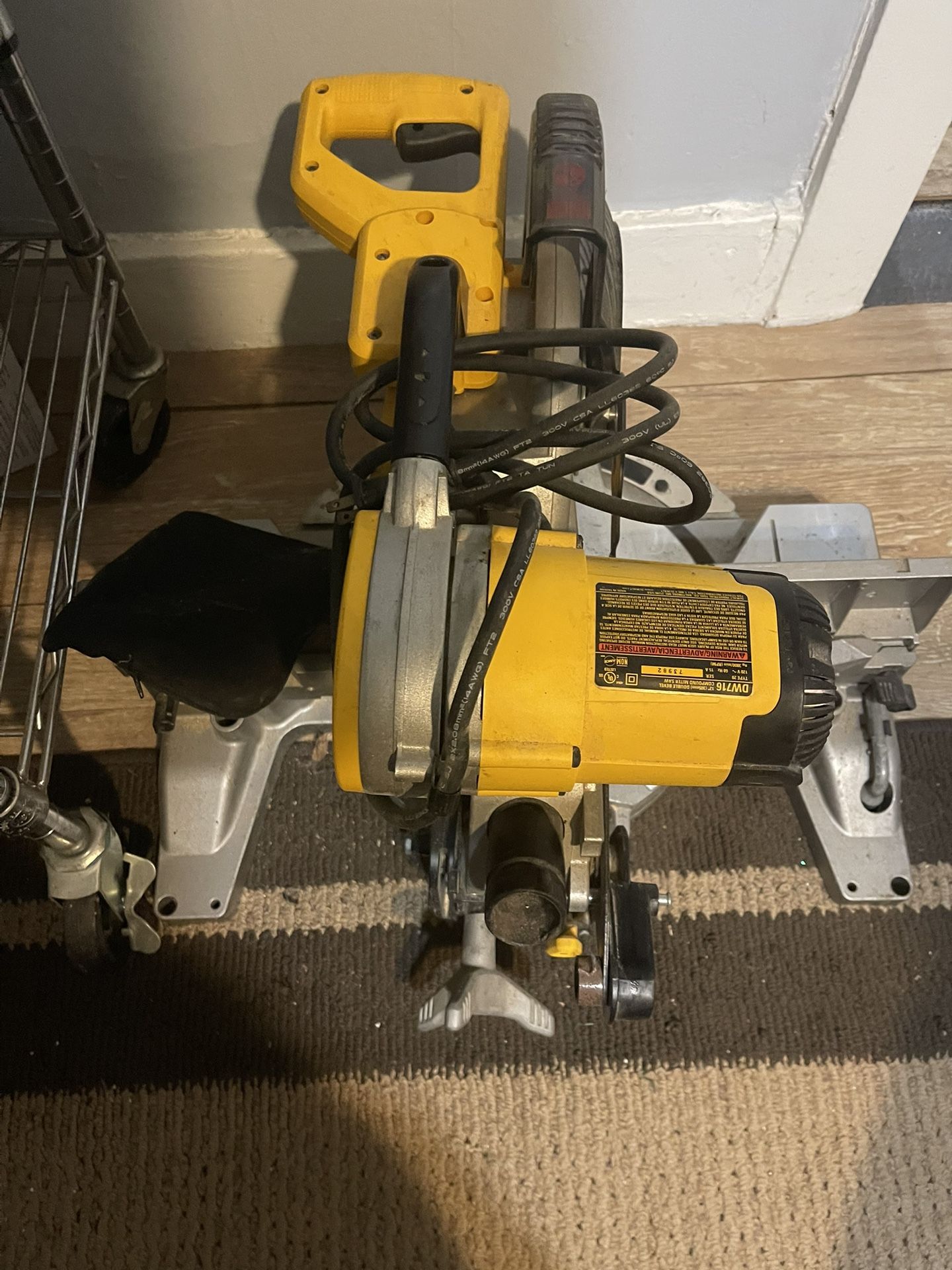 Dewalt 12” CHOP SAW