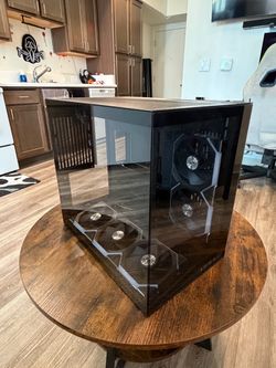 Lian Li 011 Dynamic Mini V2