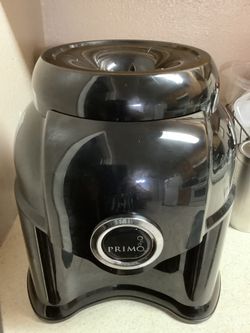 Primo Table Top Water Dispencer w/Free 5 Gallon Water Bottle