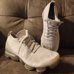 Nike Womens Air VaporMax Flyknit 3 AJ6910-100 Gray Running Shoes Size 6.5