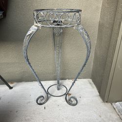 Black Metal Iron Plant Stand Wine Leaves 