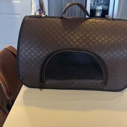 Luxurious Dog Travel Bag 