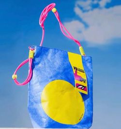 🌟 BRAND NEW Eco-Friendly Tyvek Crossbody Bag | Waterproof & Vegan