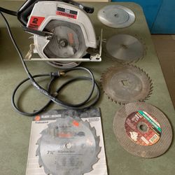 Craftsman 2 hp circular saw with blades. 