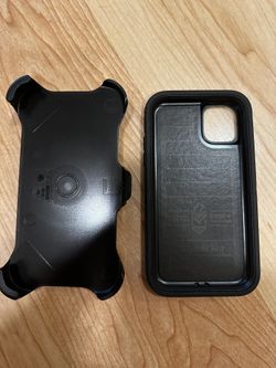 iPhone 12 Otterbox Defender Case