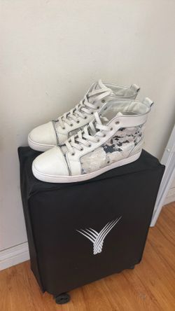 White Redbottoms