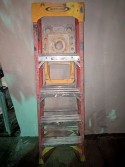 Werner Fiberglass Step Ladder 5ft