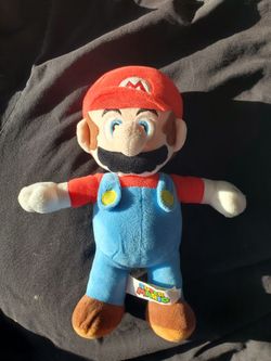 Official Nintendo Super Mario Plush 2021 Basic Fun - Great Condition
