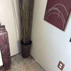 Small Cooper Bucket W/ Dried Grass