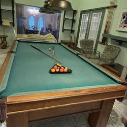 Pool Table Set Make Offer