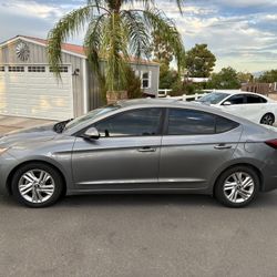2019 Hyundai Elantra SEL – 102k Miles – Runs Great – Cold A/C