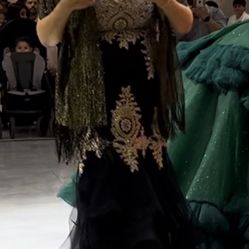 Black And Gold Dress ! 