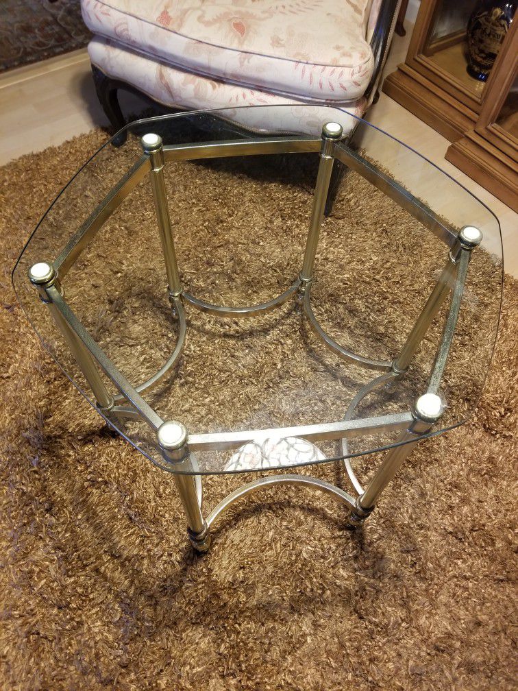 Gold Vintage Accent Table.