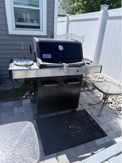 Weber Sprit 3 Burner Grill