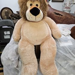 Plush Life-size Stuffed Lyon