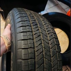 Tires P225-65r17