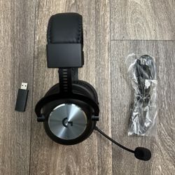 Logitech G PRO X Wireless LIGHTSPEED Gaming Headset with Blue VO!CE Mic Filter Tech, 50mm PRO-G Drivers, and DTS Headphone:X 2.0 Surround Sound, 20+ H