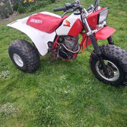 Atv Quad Honda 250trcc 5 spit Run And  Dribe  Good Three Wheeler