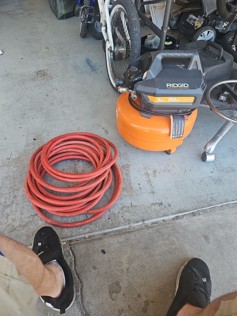 Ridgid Air Compressor  6 Gallon  150PSI