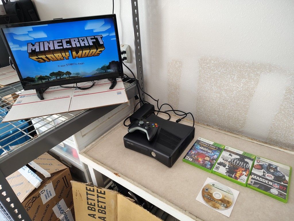 Xbox 360 Slim System with Remote and Games