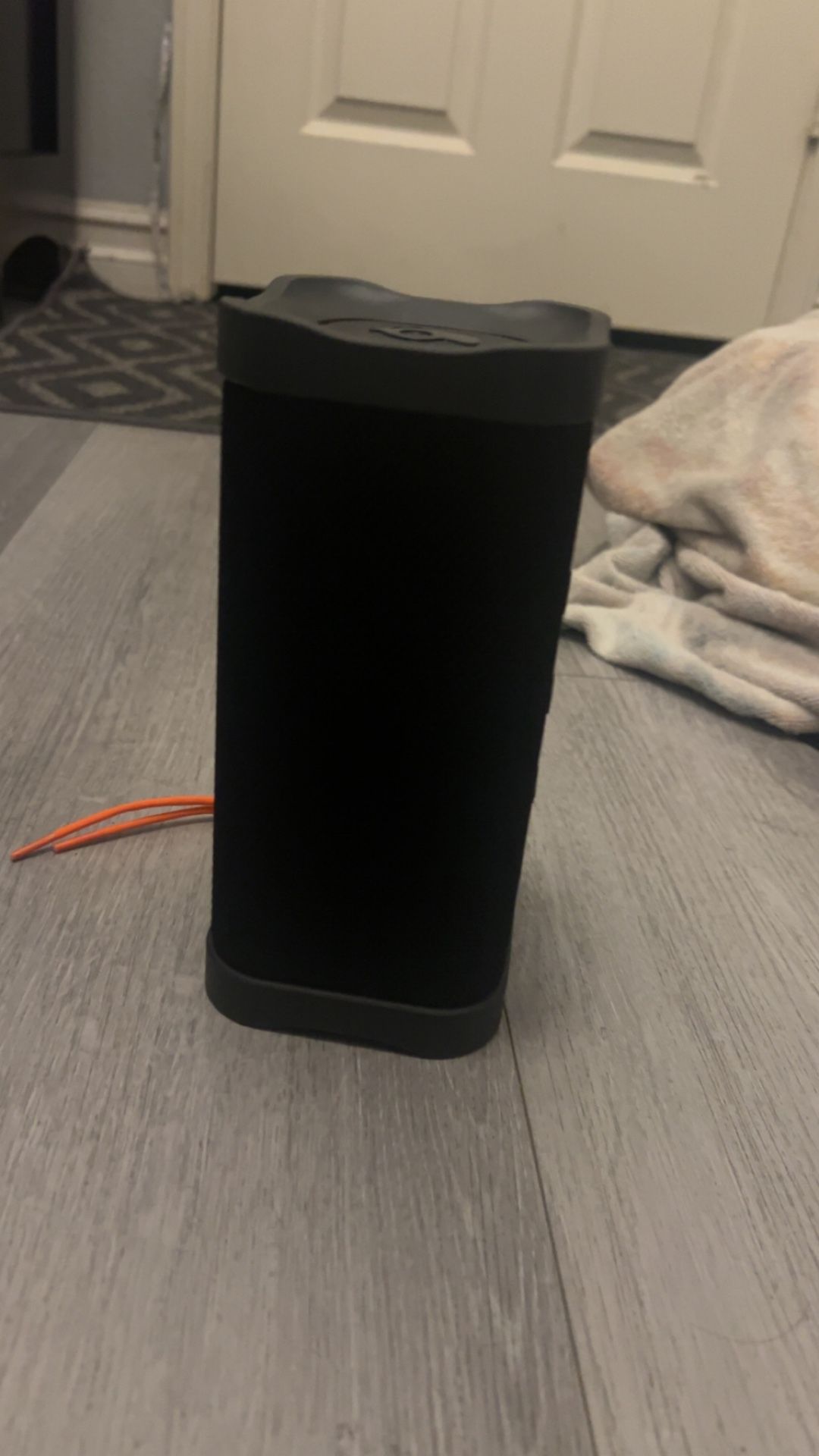 Skull Candy speaker