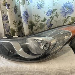 2011-2013 Hyundai Elantra Sedan LH/Driver Side Headlight
