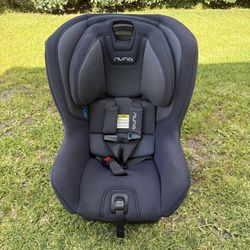 Nuna Rava Convertible Carseat Car Seat 