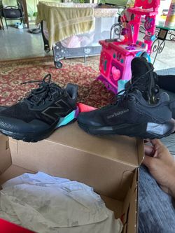 New balance women shoes 6 1/2