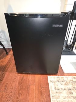 Practically new mini fridge (refrigerator)