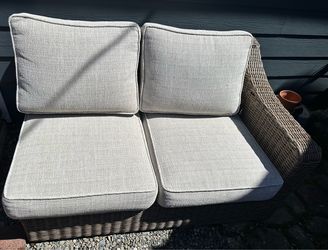 NEW - outdoor loveseat