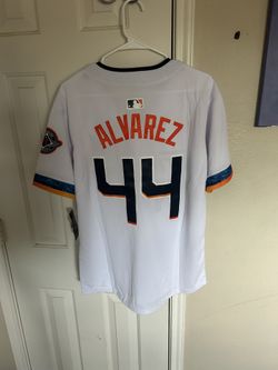 Woman’s Nike Yordan Alvarez Houston Astros Size xl Jersey