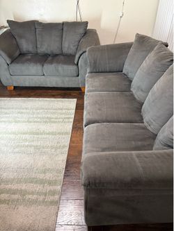 Couches set (2)