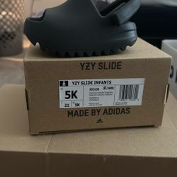 Yeezy Slide Infants 