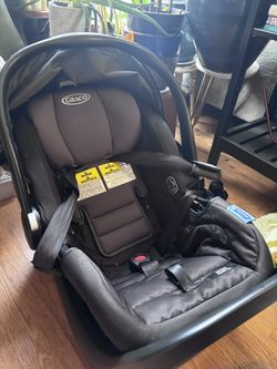 Graco Infant Car Seat and Base & Click Connect Stroller