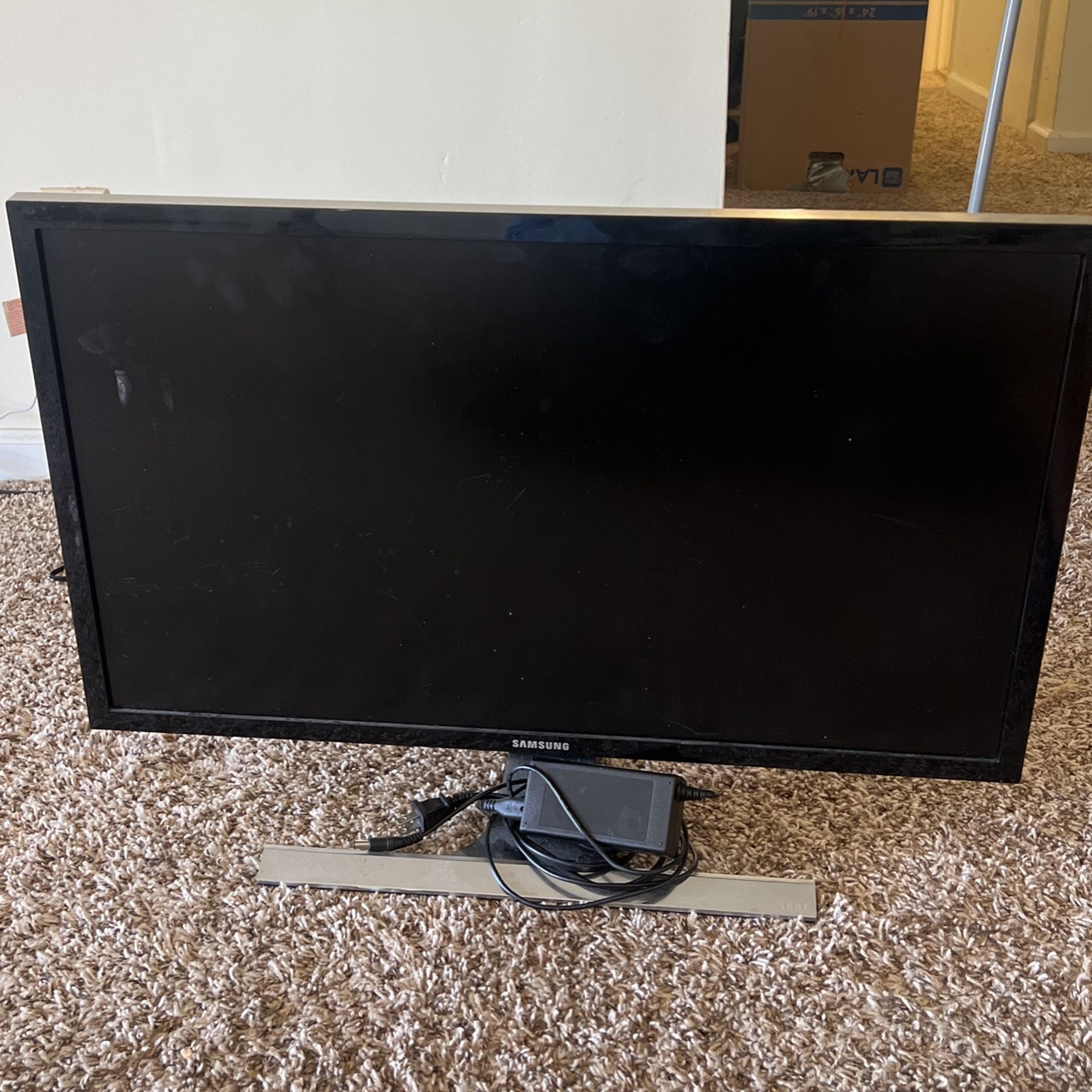 27’ Samsung monitor