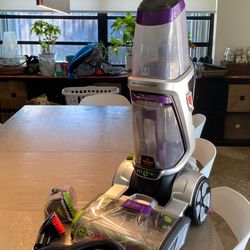 Bissell ProHeat 2X Pet Pro Carpet Cleaner LIGHTLY USED - CLEAN - WORKS GREAT 