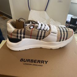Burberry Sneaker Size 12 US