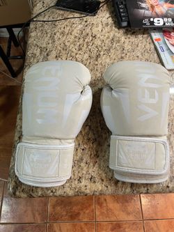 Venum Elite Boxing Gloves (White/Ivory) in the 16oz