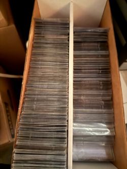 600  Lightly used semi rigid Card Saver 1 sleeves