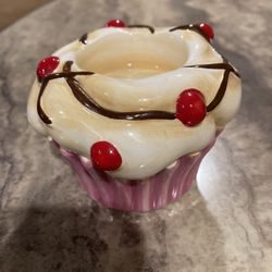 Cupcake Candle Holder 