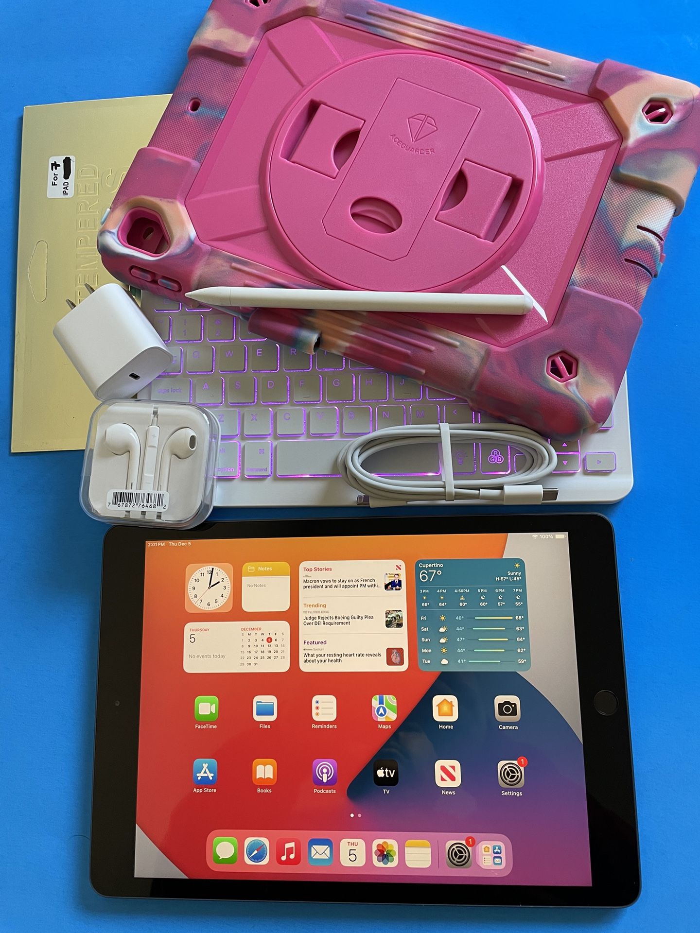 Apple IPad 7th Generation (10.2” Retina /Latest IOS 18/ 2019 model) 32GB with stylus pen, keyboard, case  & Accessories (128GB $299) 